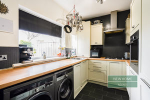 Photo 17- click for photo gallery